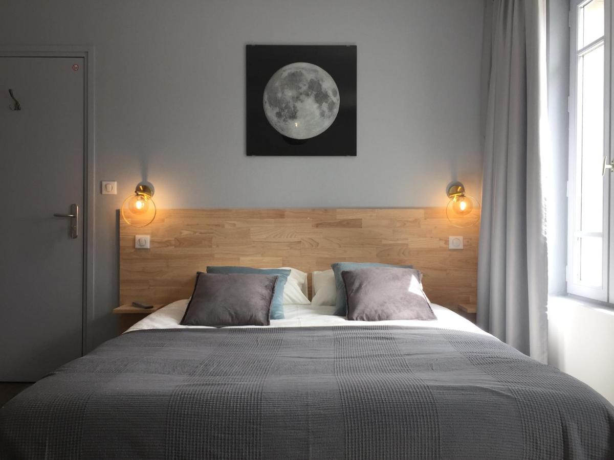 Nuit Sur Le Pont 4 Apartment Landerneau Exterior photo
